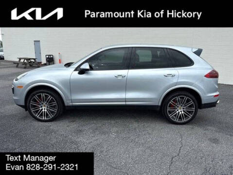 2017 Porsche Cayenne Platinum Edition