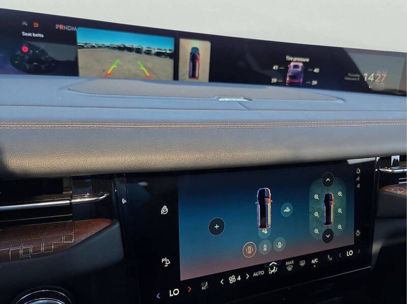 2026 Lincoln Navigator L Black Label