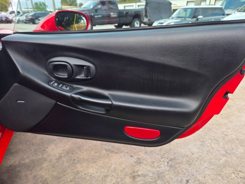 2004 Chevrolet Corvette