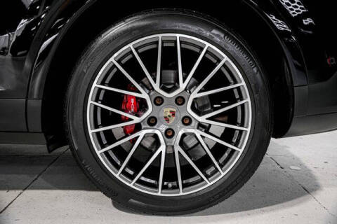 2022 Porsche Cayenne S