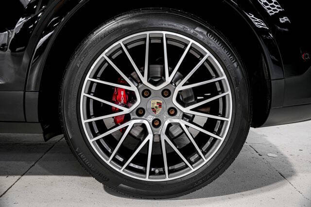 2022 Porsche Cayenne S