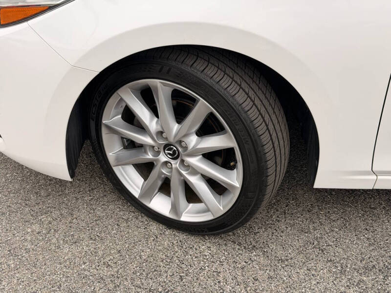 2017 Mazda MAZDA3 Touring