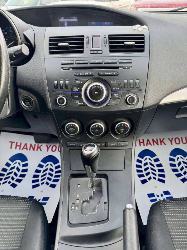 2013 Mazda MAZDA3 i Touring