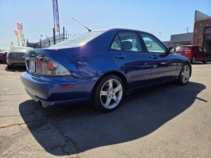 2003 Lexus IS 300