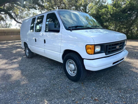 2005 Ford E-Series E-150