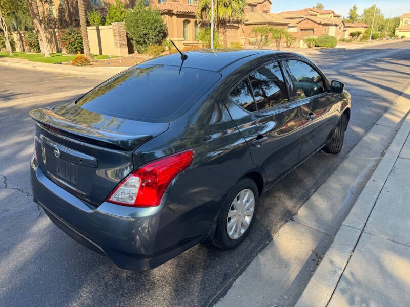 2017 Nissan Versa 1.6 S Plus