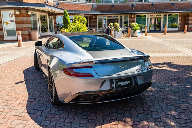 2014 Aston Martin Vanquish 26