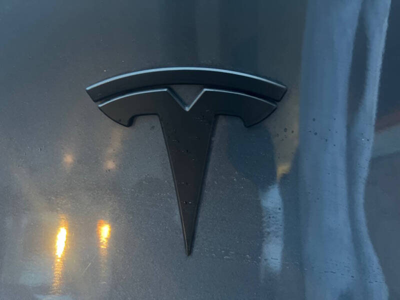 2020 Tesla Model Y Long Range