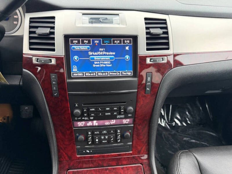 2012 Cadillac Escalade Luxury