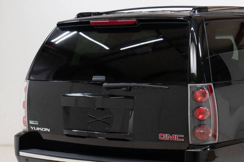 2011 GMC Yukon Denali