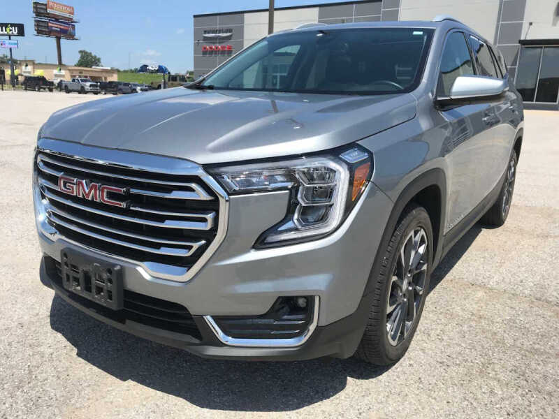 2023 GMC Terrain SLT