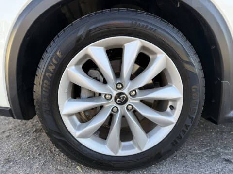 2020 Infiniti QX50 Essential