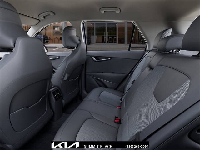 2025 Kia Niro EX