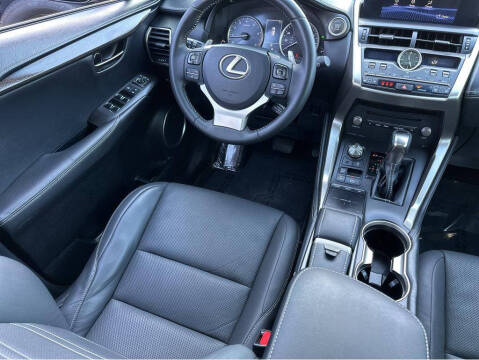 2019 Lexus NX 300