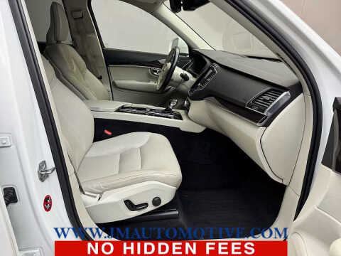 2019 Volvo XC90 T6 Momentum