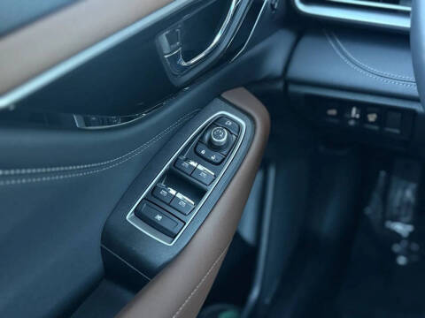 2022 Subaru Outback Touring