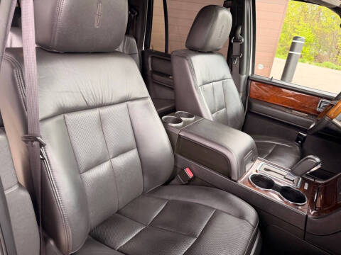 2013 Lincoln Navigator L