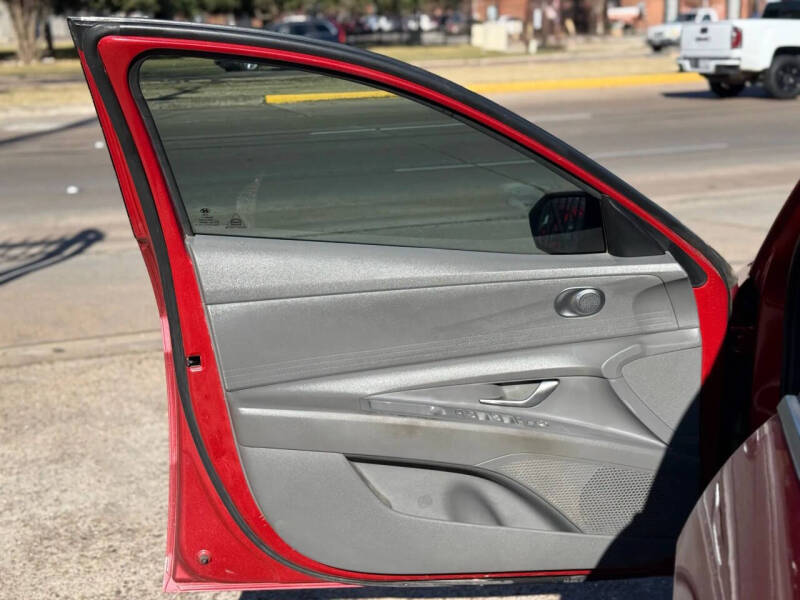 2022 Hyundai Elantra