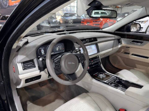 2016 Jaguar XF 35t Prestige