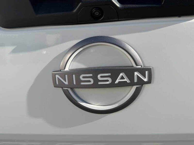 2023 Nissan Frontier S