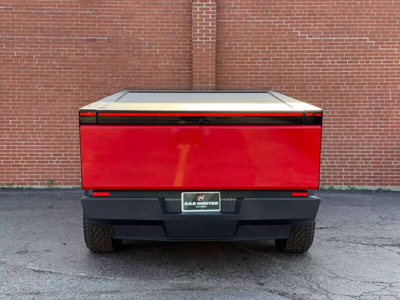 2024 Tesla Cybertruck