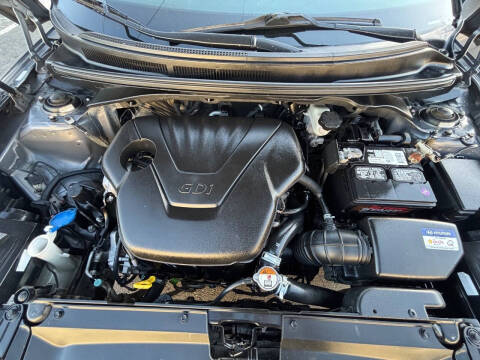 2017 Hyundai Veloster Value Edition
