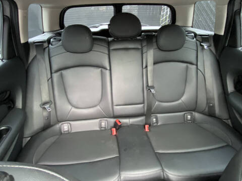 2016 MINI Clubman Cooper