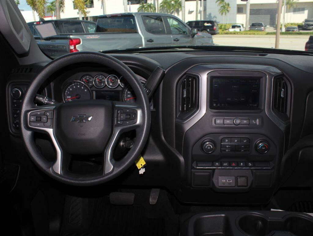 2021 Chevrolet Silverado 1500  - $53,495