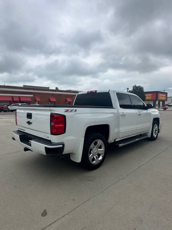 2016 Chevrolet Silverado 1500 LT Z71 photo 5