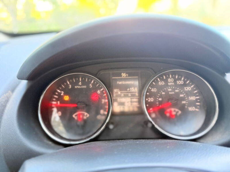 2013 Nissan Rogue SV w/SL Package