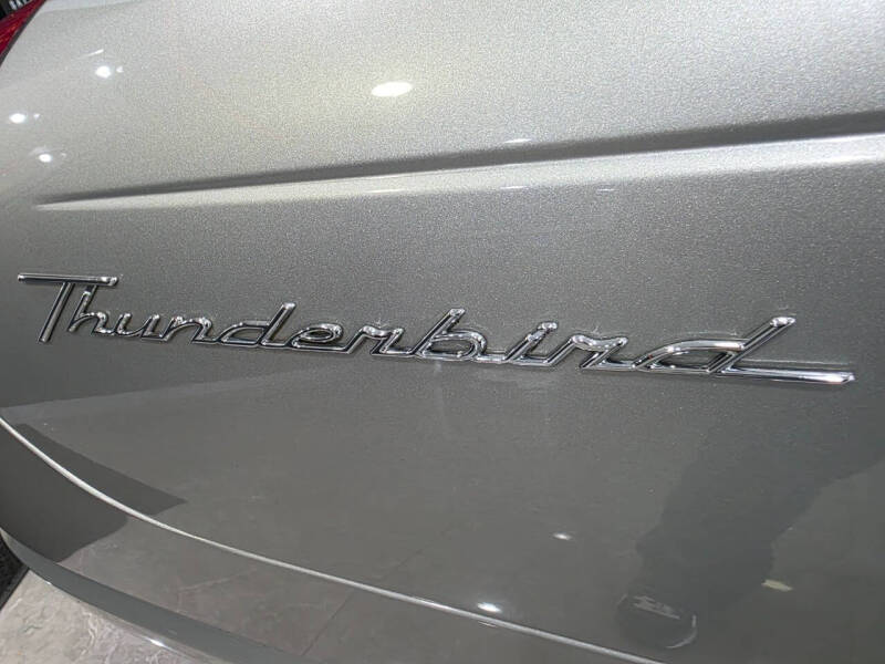 2004 Ford Thunderbird Deluxe