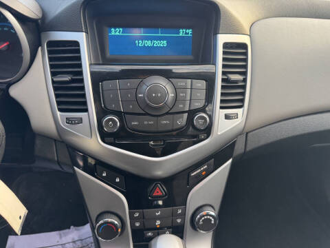 2013 Chevrolet Cruze LS Auto