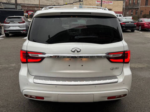 2018 Infiniti QX80