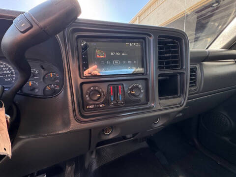 2006 GMC Sierra 2500HD SL1