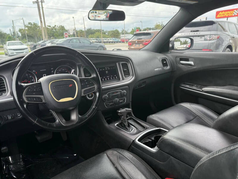 2020 Dodge Charger SXT