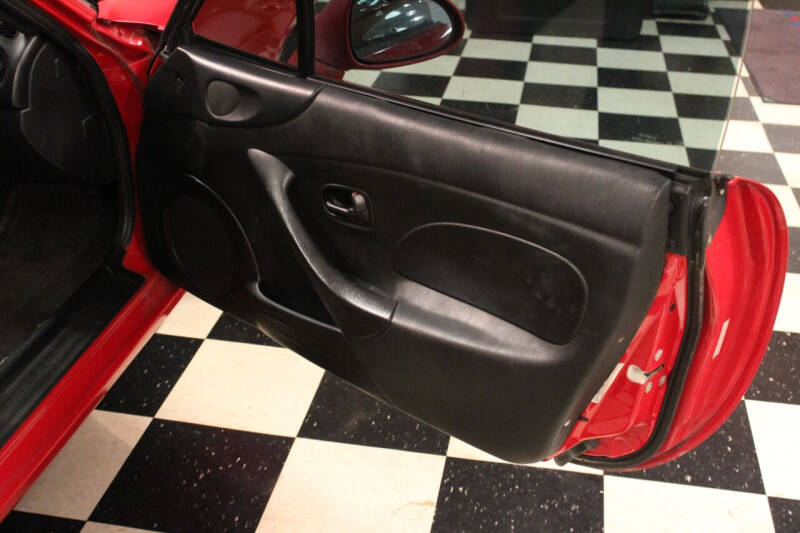 2003 Mazda MX-5 Miata