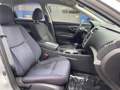 2017 Nissan Altima 2.5 SV