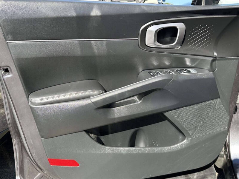 2023 Kia Sorento Hybrid EX