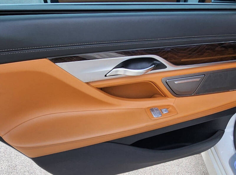 2016 BMW 7 Series 740i