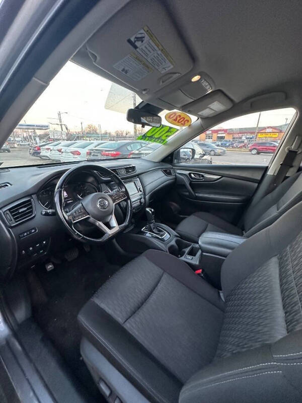 2020 Nissan Rogue SV