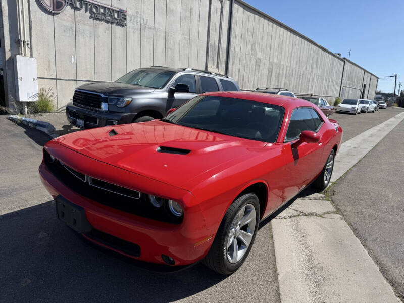 2021 Dodge Challenger SXT