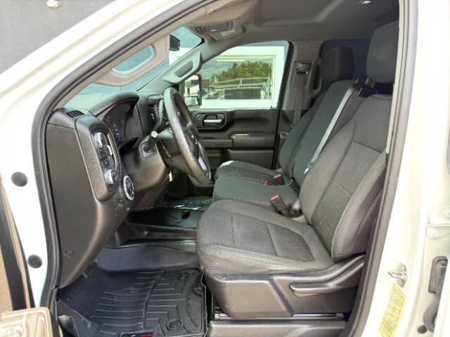 2023 GMC Sierra 2500HD Pro