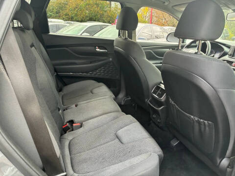 2019 Hyundai Santa Fe SE 2.4L