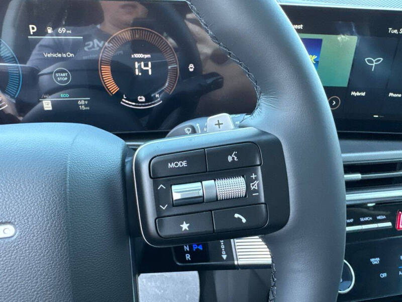 2026 Hyundai Santa Fe Hybrid SE