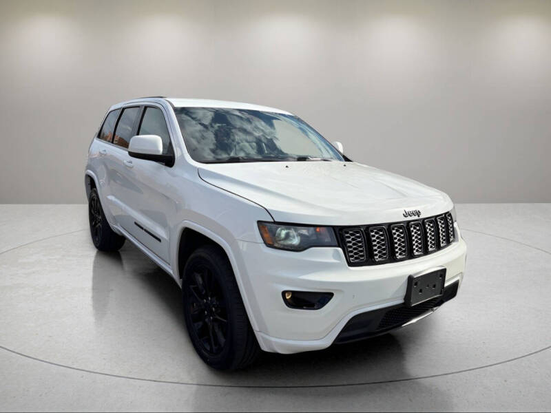 2017 Jeep Grand Cherokee Altitude
