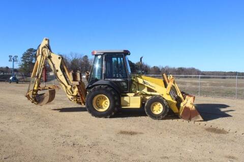 1999 Case IH  590 Super L for sale at Vehicle Network - Dick Smith Equipment in Goldsboro NC