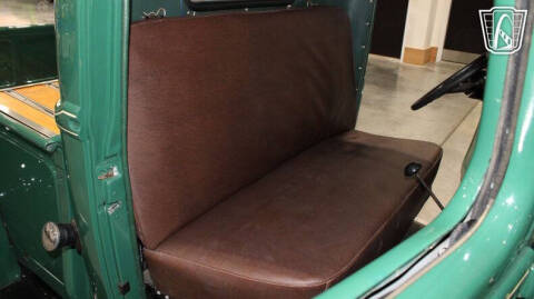1947 Ford F-100