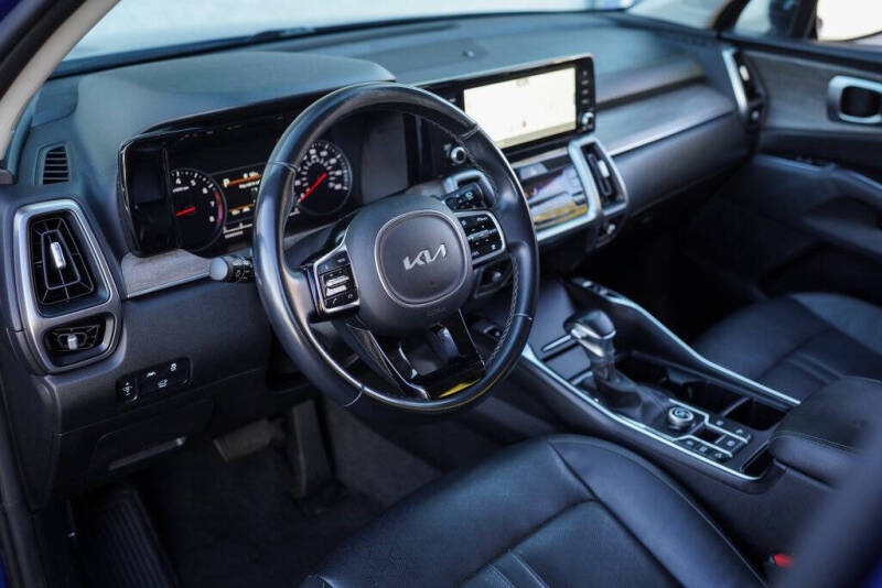 2023 Kia Sorento EX