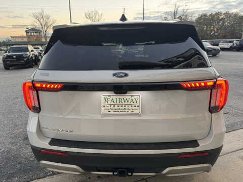 2025 Ford Explorer Platinum