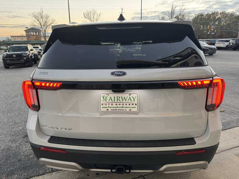 2025 Ford Explorer Platinum